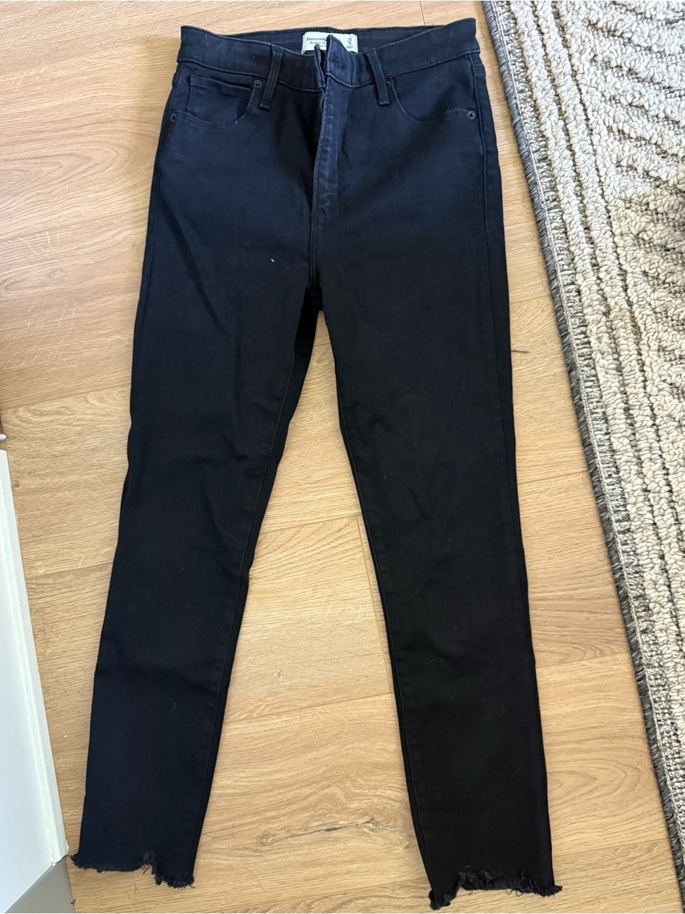 Abercrombie & Fitch Black High-Rise Super Skinny Jeans